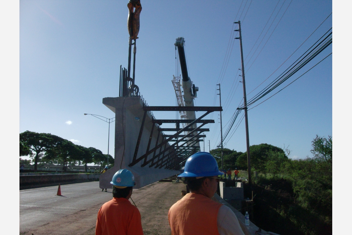 2-13-09 Cane Haul Erection 010.jpg